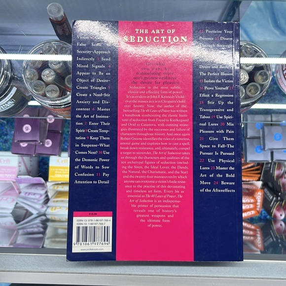 The Art of Seduction & The 48 Laws of Power - Picture 2 of 4